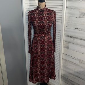 Alice + Olivia size 6 long sleeve turtleneck dress